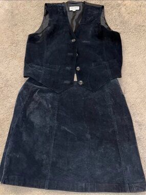 Kathy Ireland Vintage Black Suede Vest & Skirt Set